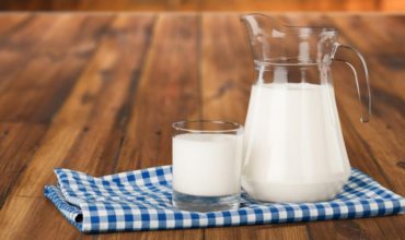 Смягчение требований к маркировке молока и воды
